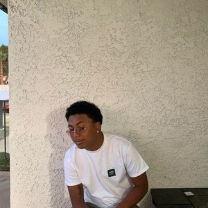 Meet your Posher, Davee